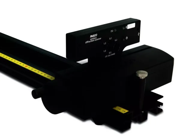 Дифракционная система с бепроводным управлением с оптической скамьей.